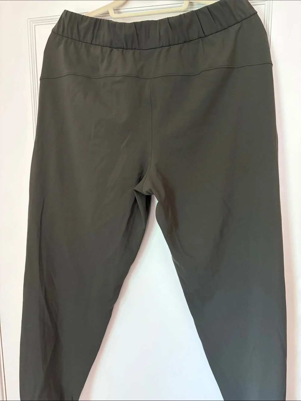Ladies lululemon Elastic Waist Jogger Pants - Dark Olive, 8-10